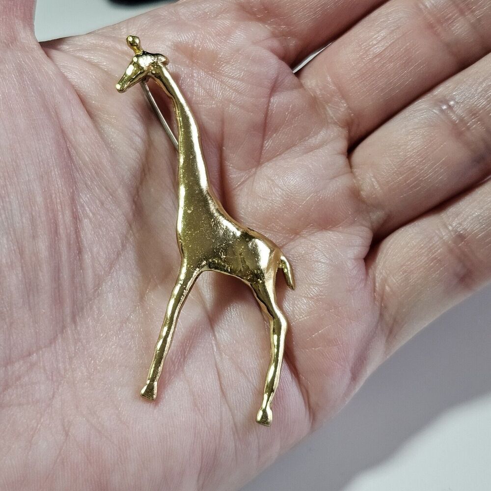 Vintage Gold Tone Anne Dick Giraffe Brooch